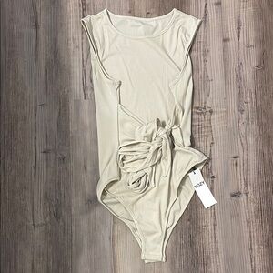 Cream Sleeveless Bodysuit with Tie Detail